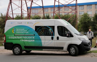 Обласна мобільна служба соціально-психологічної допомоги тепер має власну автівку завдяки партнерству з ПРООН
