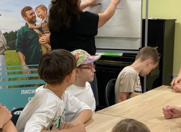 У Києві стартувала ініціатива DECIDE Summer Clubs 2026!