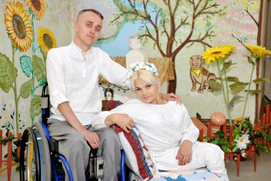 ​Закликаємо наших однодумців об'єднатися! Сім'я Базюк та Фестиваль-конкурс &laquo;Світ без обмежень&raquo;.