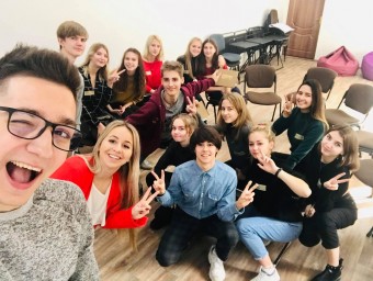ФОРМУВАННЯ ОСОБИСТОСТІ ПІДЛІТКА У СОЦІАЛЬНОМУ СЕРЕДОВИЩІ, ЗАПОБІГАННЯ ДИСКРИМІНАЦІЇ.